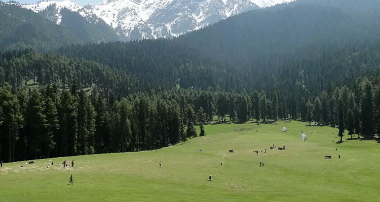 1) Baisaran Valley